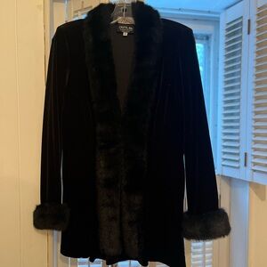 Medium women's black stretch velvet cardigan jacket, faux fur collar and cuffs